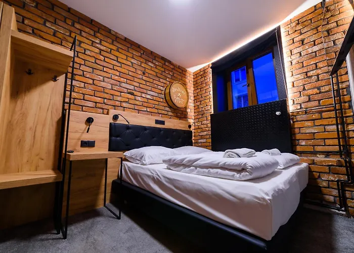 Lord Jack Apartments