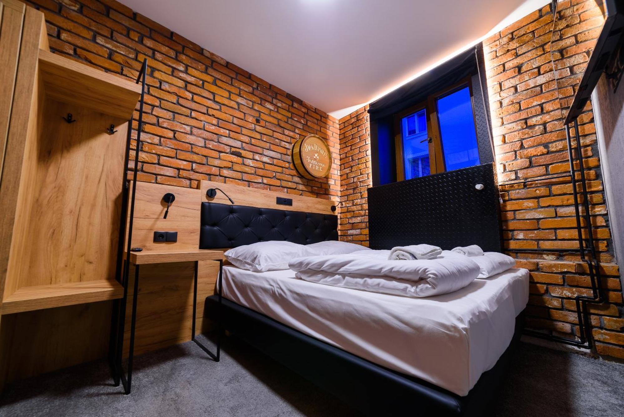 Lord Jack Apartment *